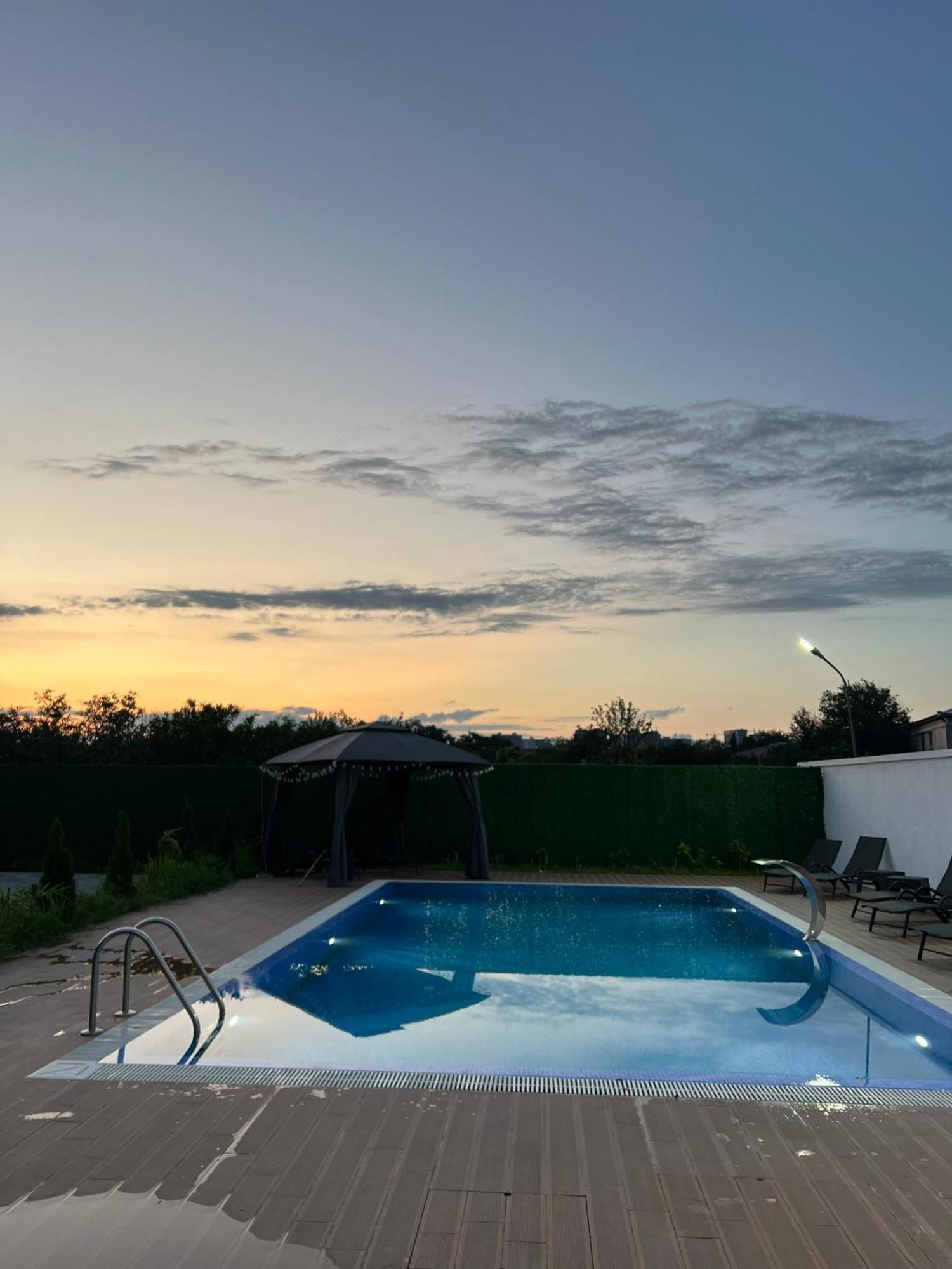 Feel Georgia Villa Batoemi Buitenkant foto